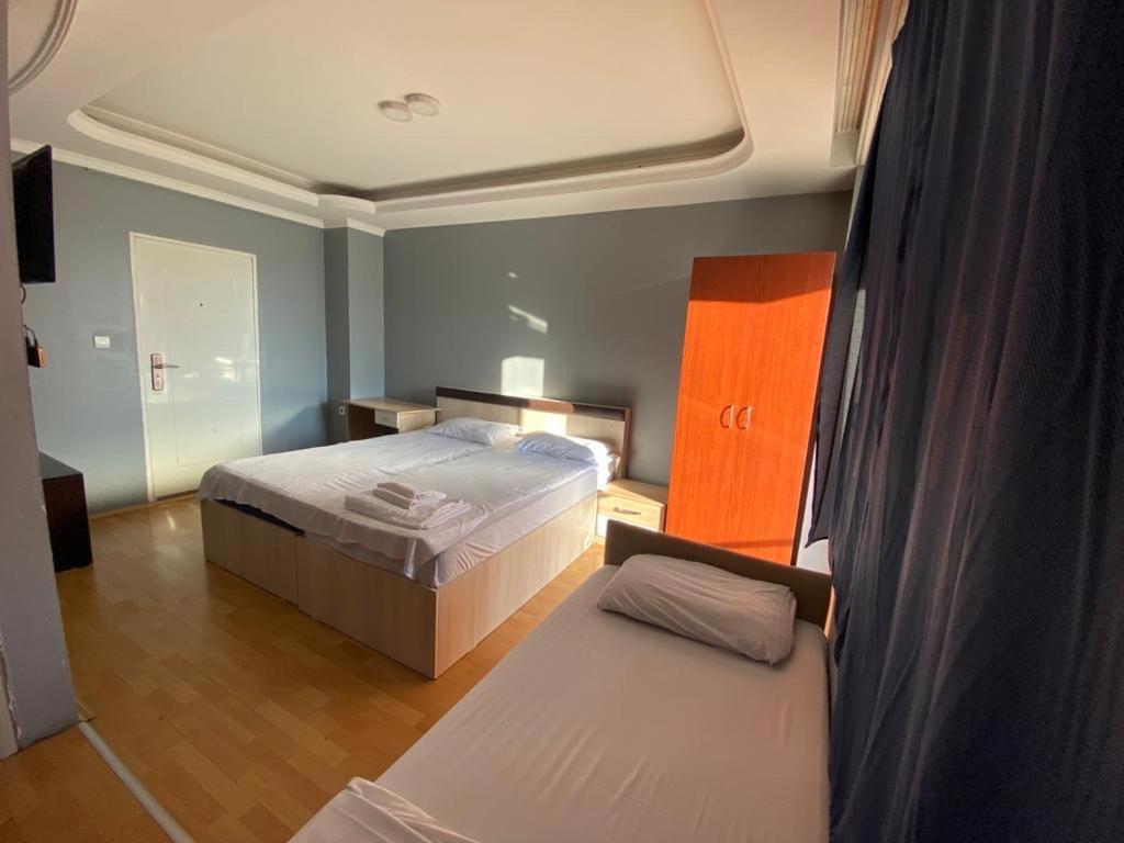 Fama Aparthotel Skopje Exterior photo